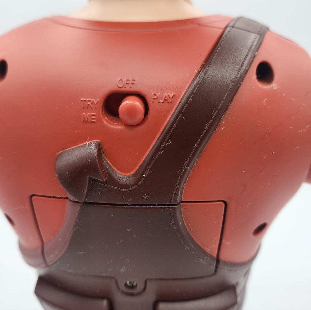 Wreck-It Ralph Action Figure - Picture 5 of 7
